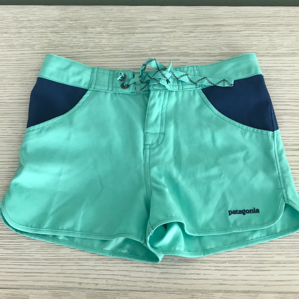 NWOT! Patagonia Girl’s Board Swim Shorts. Sz 8-10